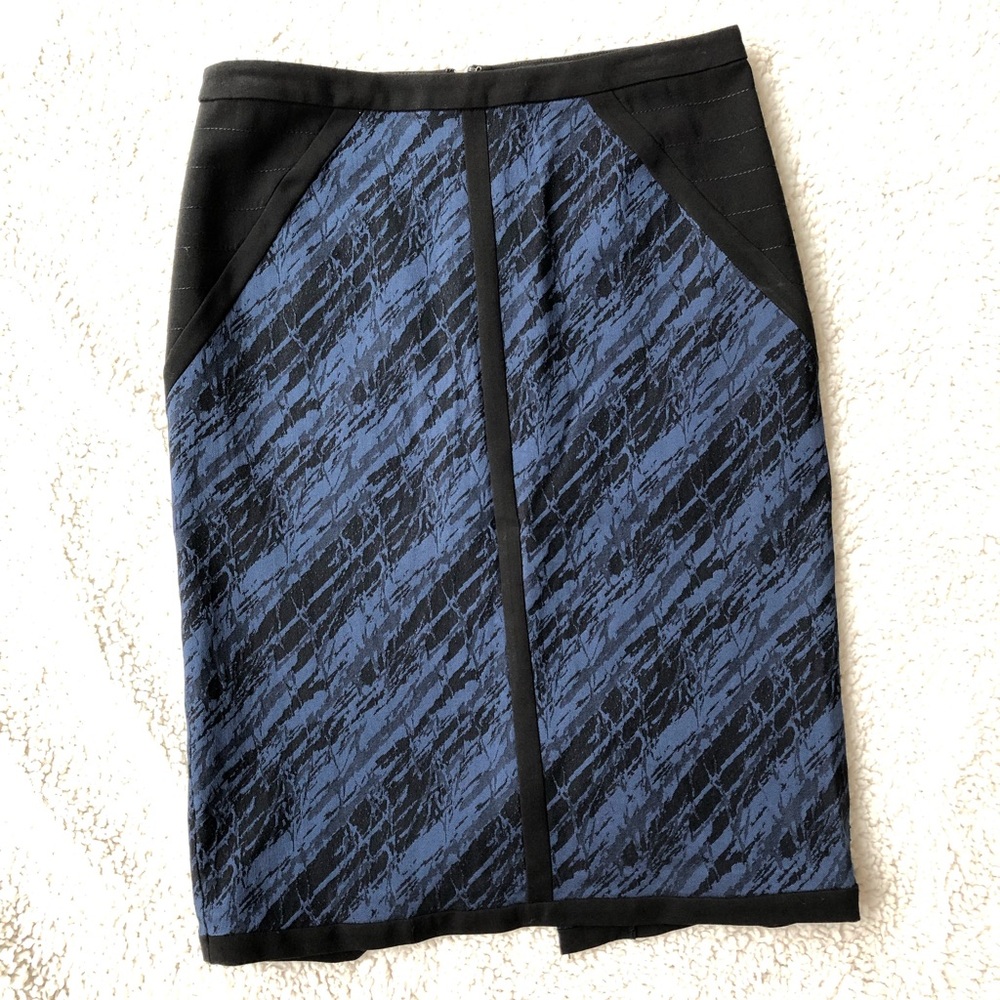 G2000 dark blue and black printed pencil skirt